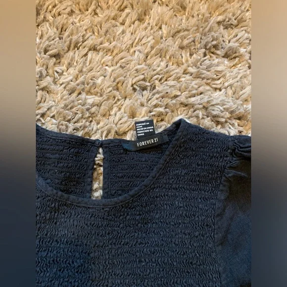 Forever 21 Black Textured Top - Picture 5 of 5